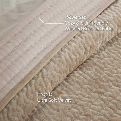 BEDELITE down-alternative fill provides lasting loft without heaviness