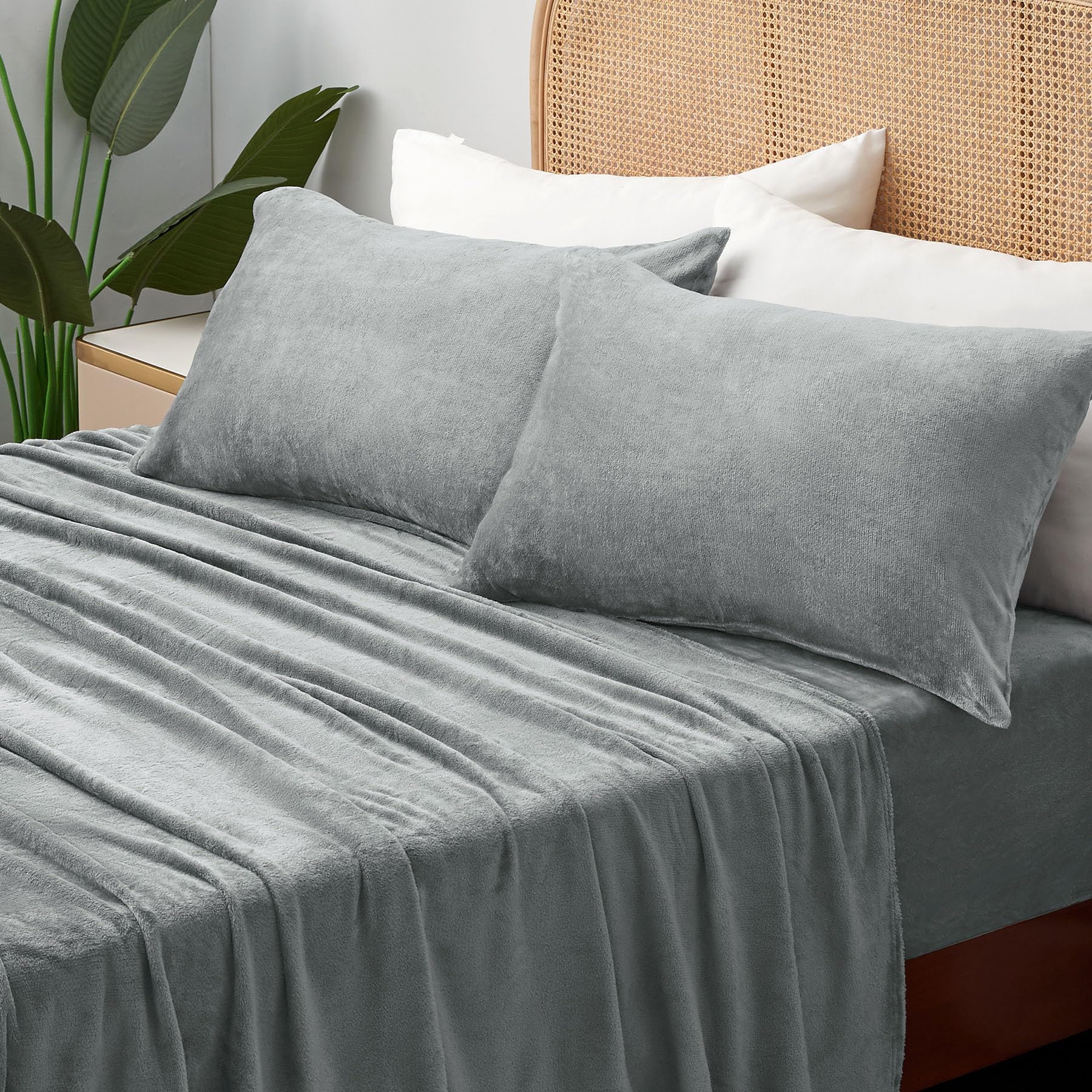 BEDELITE fitted deep-pocket grey sheet securing mattress up to 16 inches