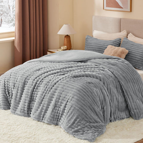 BEDELITE fleece king comforter back soft flannel close-up highlights warm texture