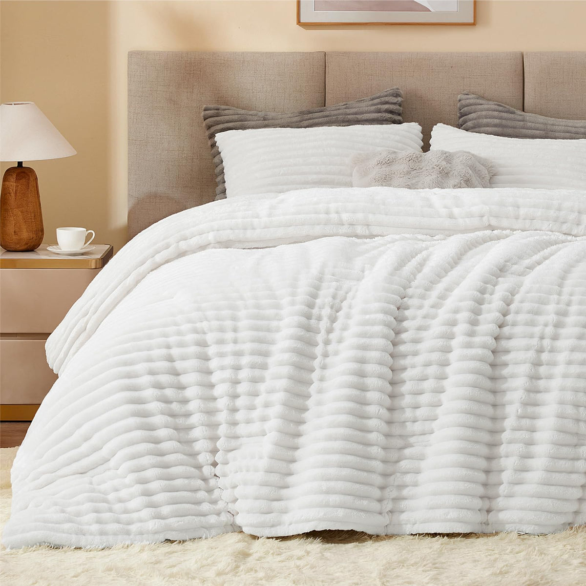 BEDELITE fleece queen comforter set with micro-mink texture for cozy warmth