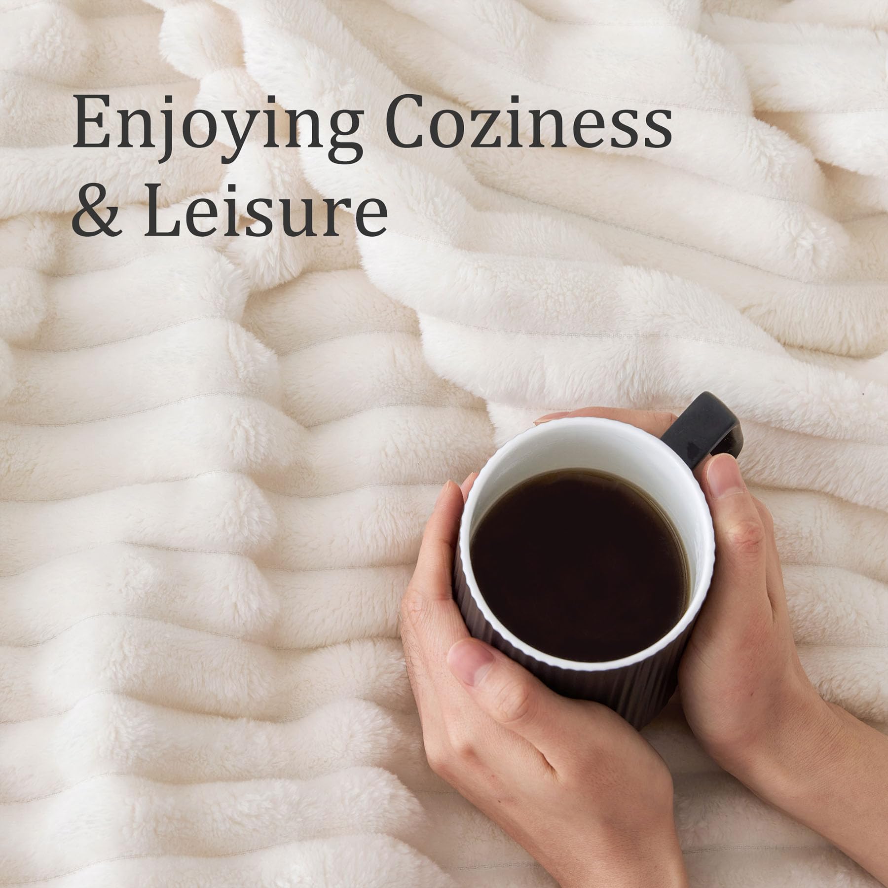 BEDELITE plush fleece close-up emphasizing warmth and lightweight comfort