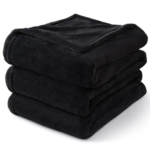 BEDELITE king-size blanket at dusk evokes a warm, relaxing mood.