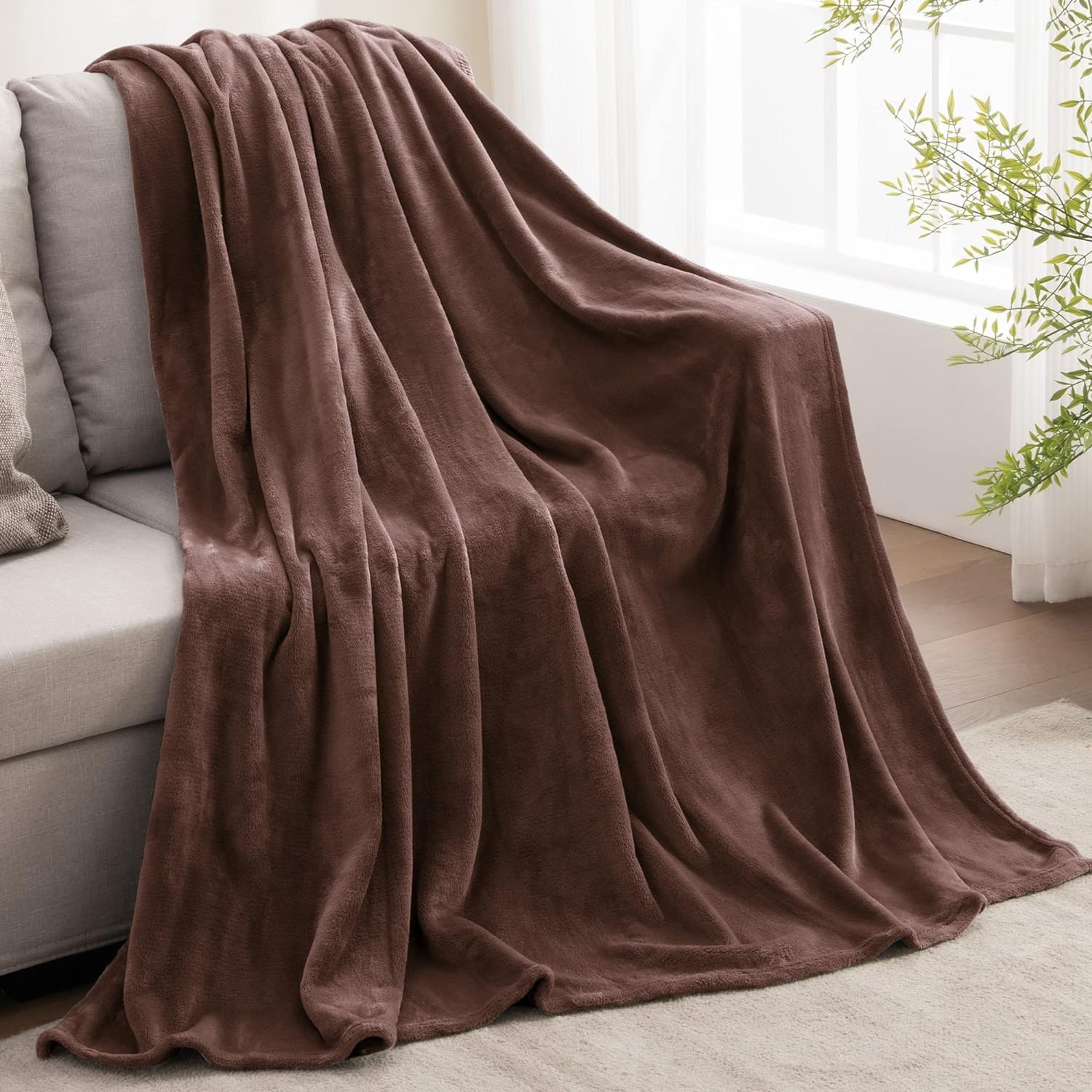BEDELITE premium softness in a cozy living room setup.