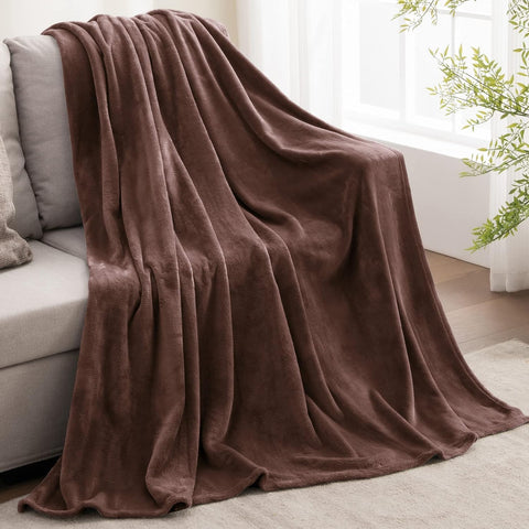 BEDELITE premium softness in a cozy living room setup.
