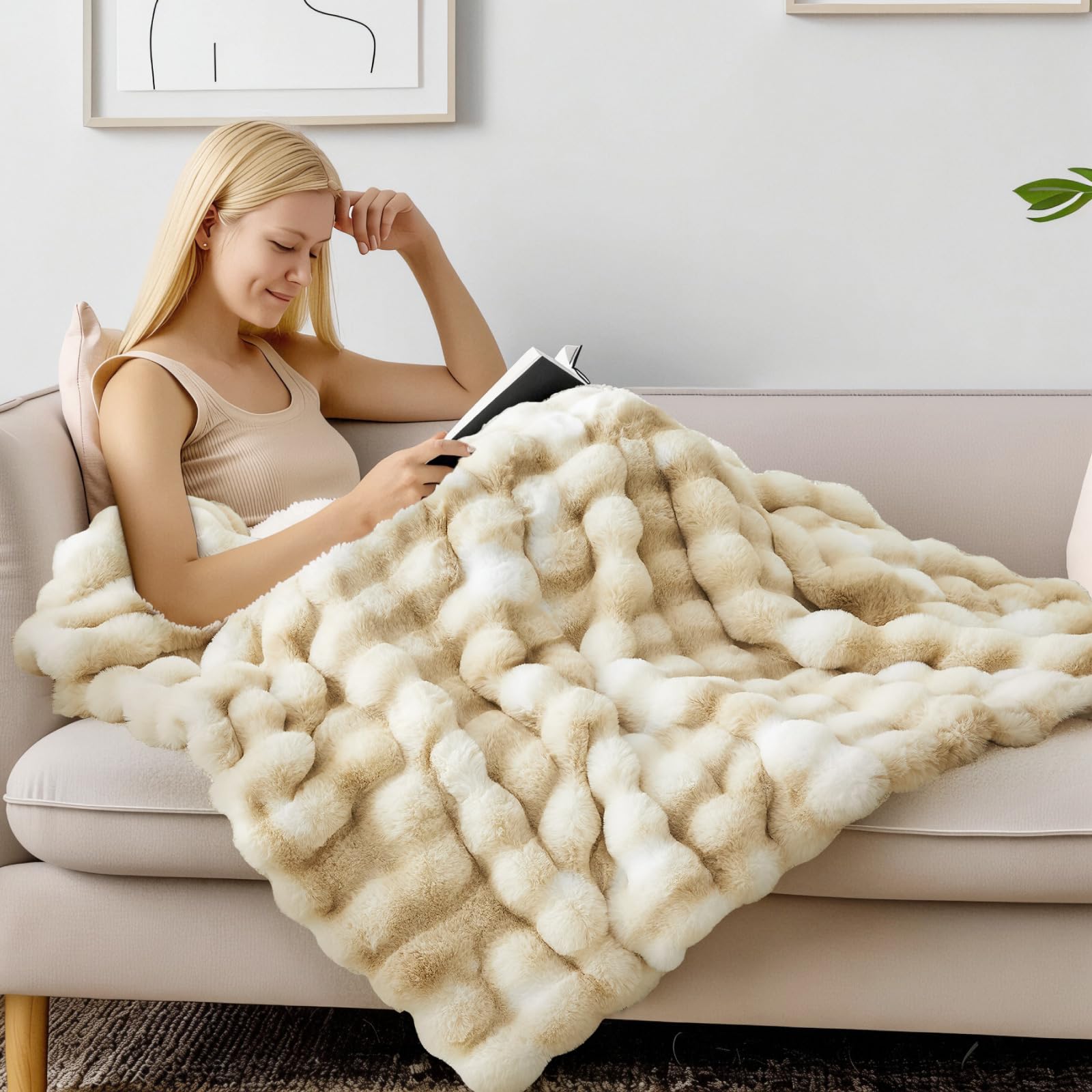 BEDELITE plush bubble blanket with soft velvet surface for cozy movie nights.