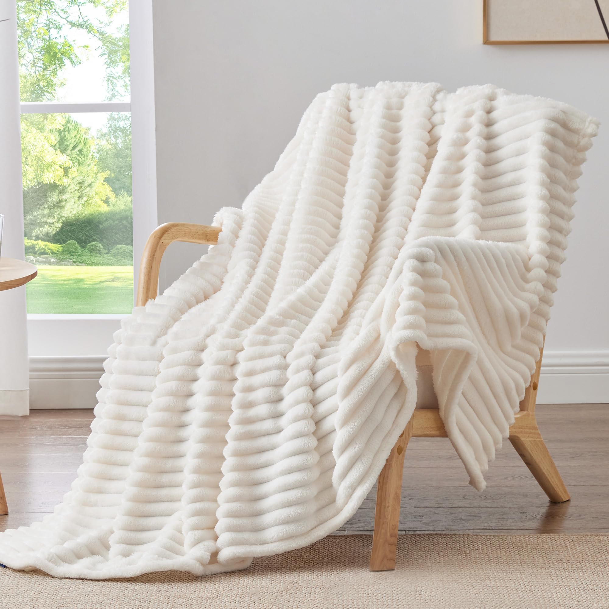 BEDELITE throw blanket on sofa front view for cozy evenings.