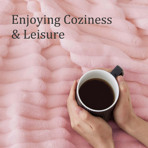BEDELITE throw blanket nap-time-comfort provides soft warmth for resting