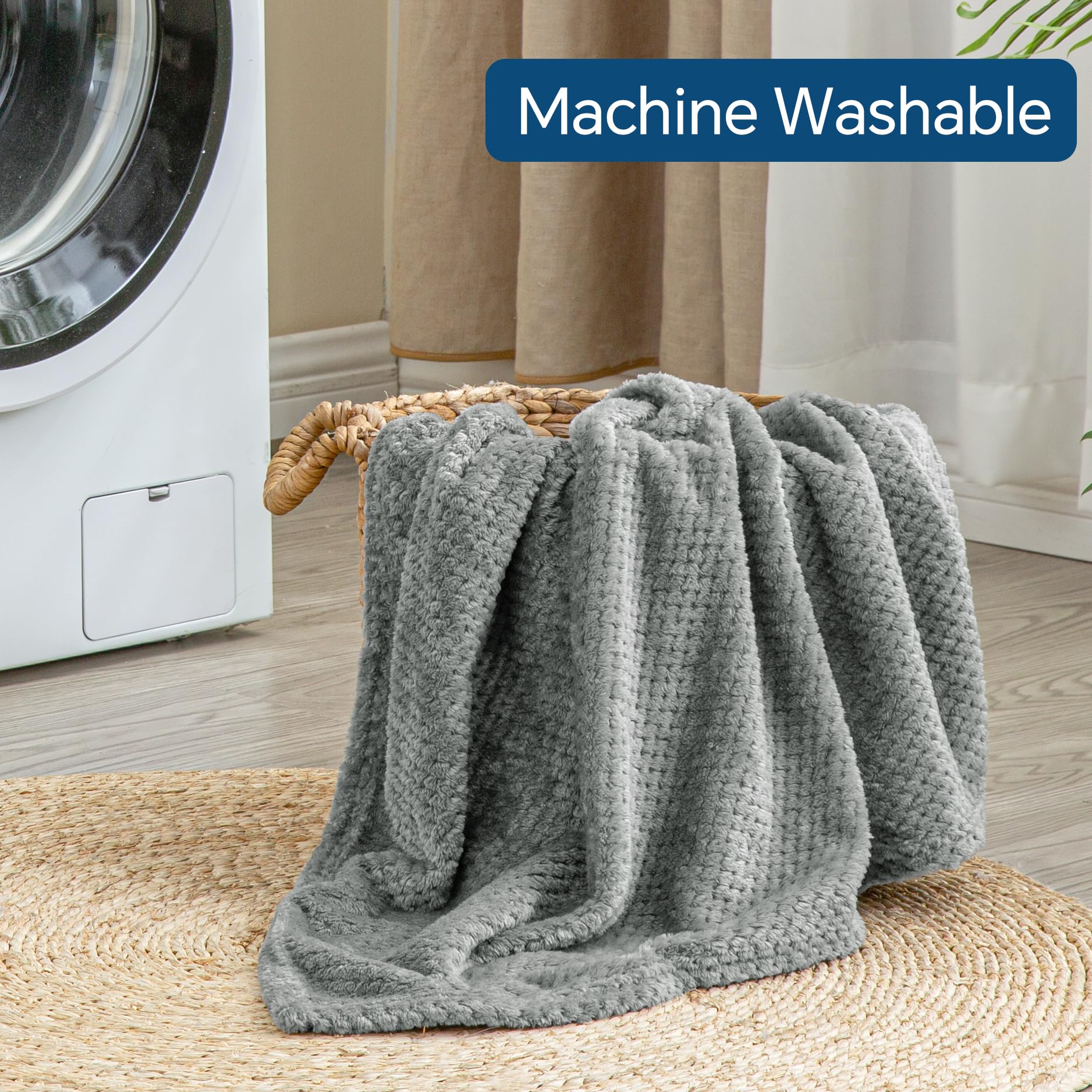 BEDELITE gift-ready travel blanket makes a thoughtful present
