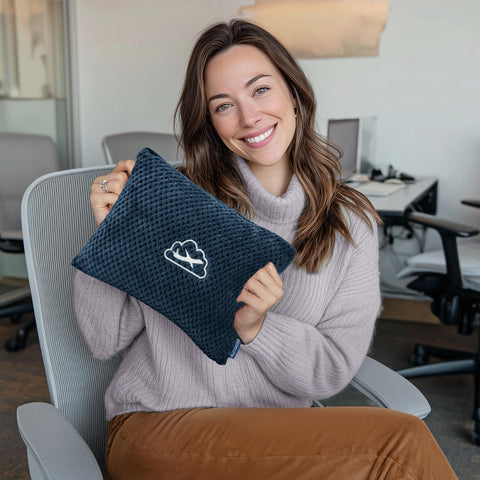 BEDELITE travel blanket with luggage sleeve keeps bags organized during airport trips.