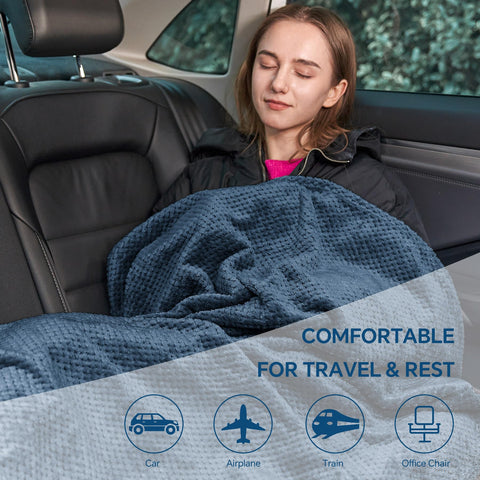 BEDELITE blanket can become a quick pillow when folded in its bag.