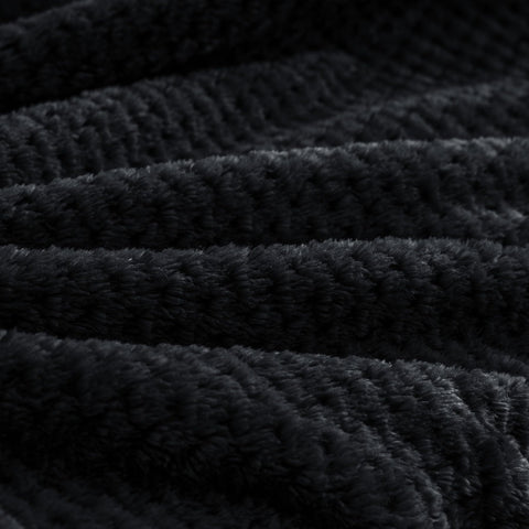 BEDELITE travel blanket softly wraps you in warmth after long travel days.