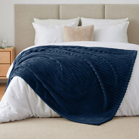 BEDELITE twin blanket all-season comfort in breathable navy fabric.