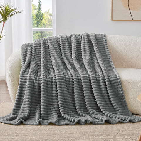 BEDELITE twin blanket gift-ready packaging makes a thoughtful present.