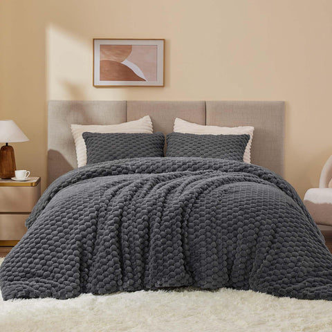 BEDELITE winter night cozy scene showcasing warm, fluffy bedding