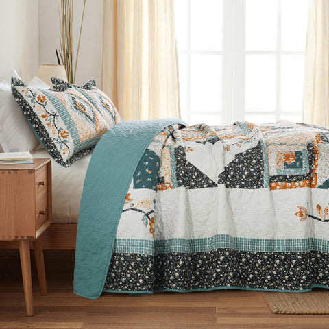 Bedifany garden floral king quilt on bed demonstrates cozy bedroom decor