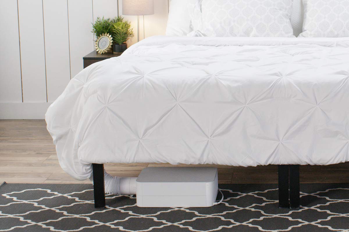 BedJet 3 ventilation action cools the surface for hot sleepers.