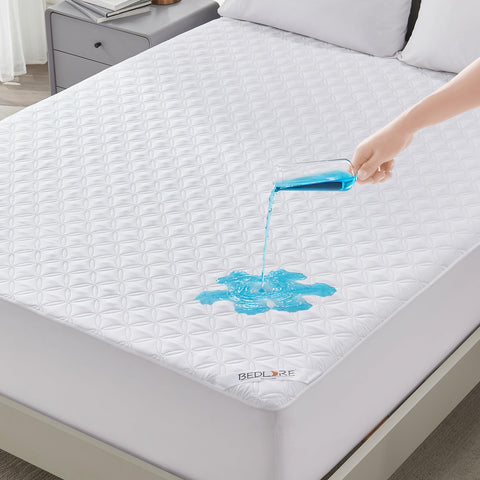 Bedlore waterproof mattress protector full-size with deep pocket protects against spills