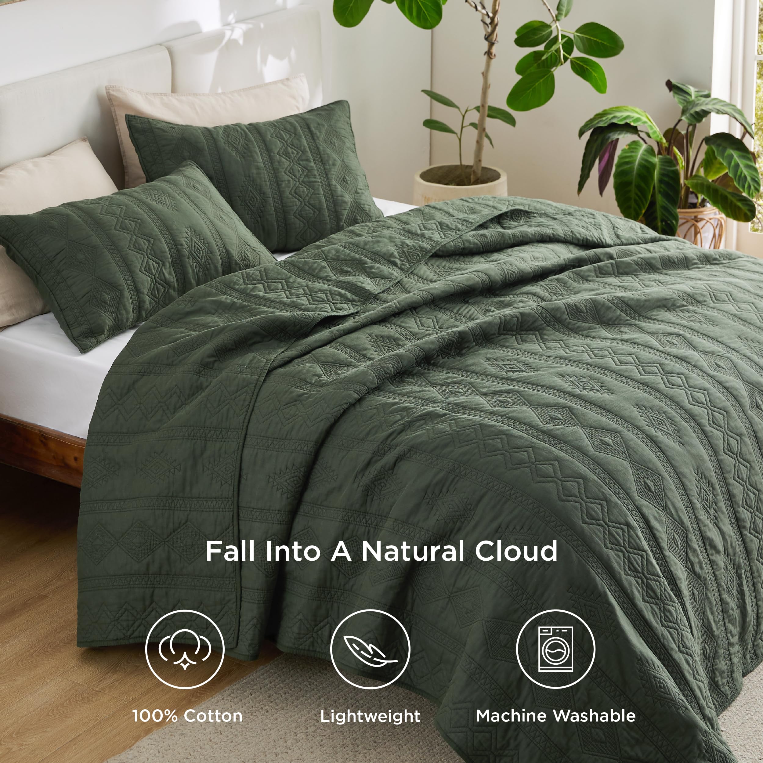 Bedsure 100% cotton quilt olive green folded demonstrates compact storage and styling readiness