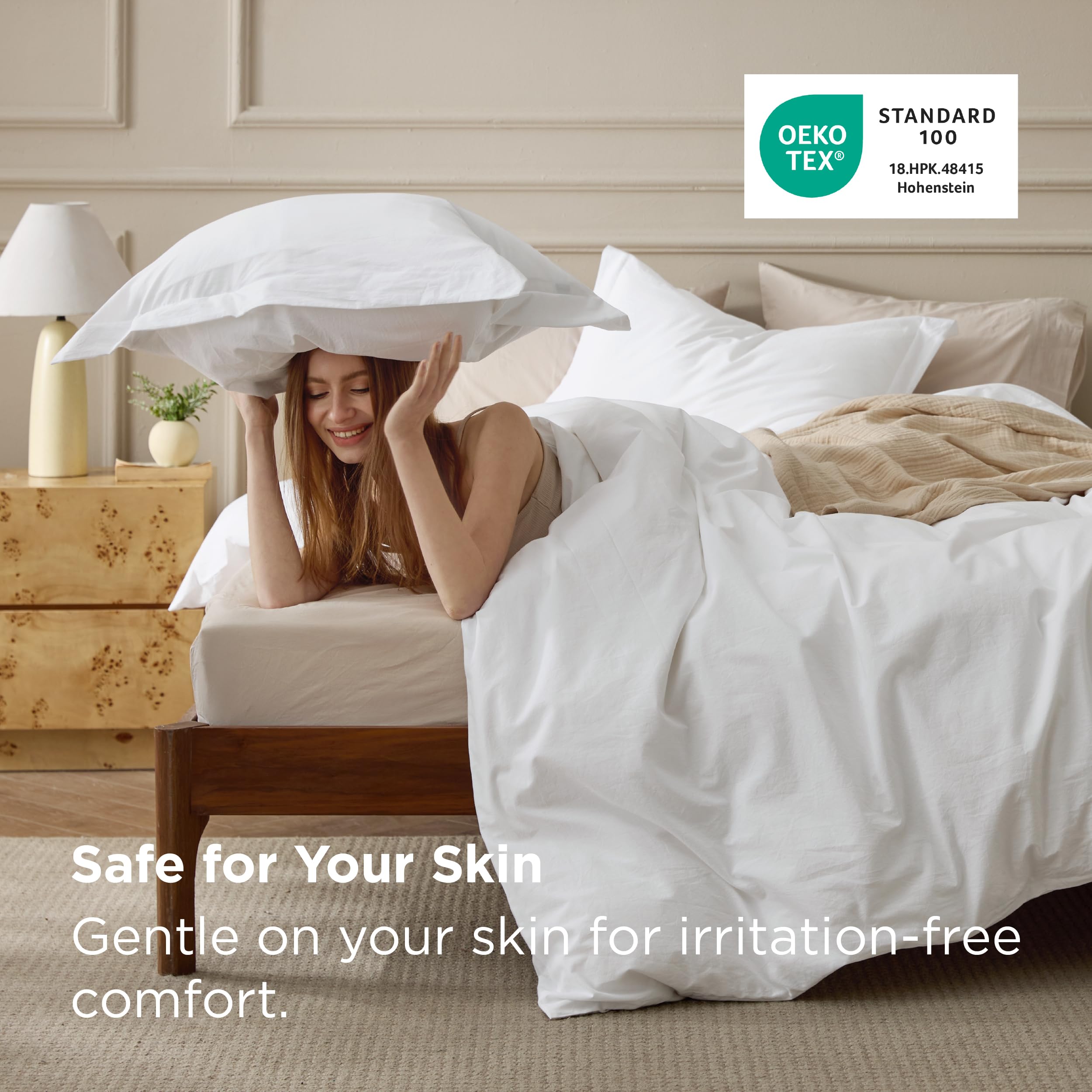 Bedsure duvet cover corner ties close-up demonstrate secure fit.