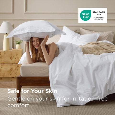 Bedsure duvet cover with 8 corner ties secures the duvet insert in place.