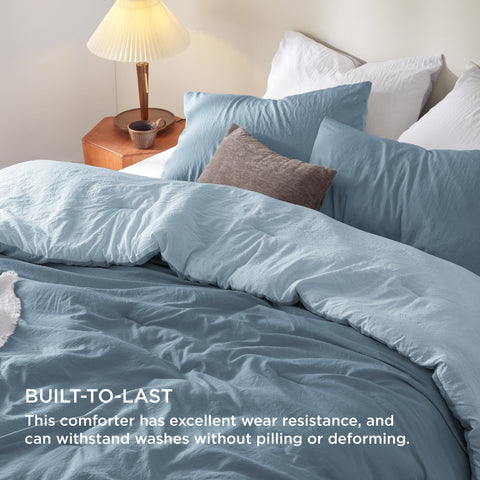 Bedsure bedding set includes two pillowcases for a complete, coordinated bed look.