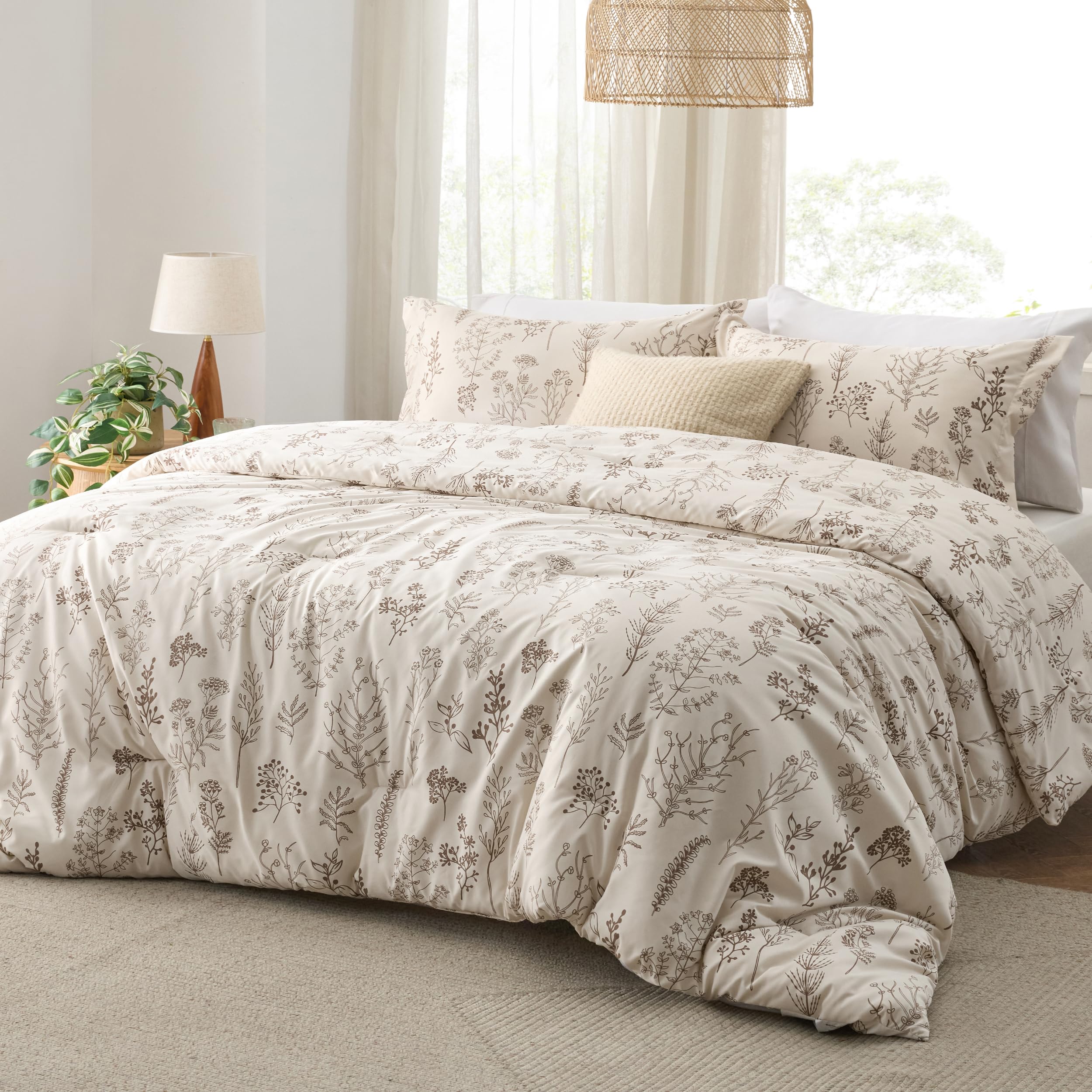 Closeup of Bedsure floral pattern highlighting delicate details
