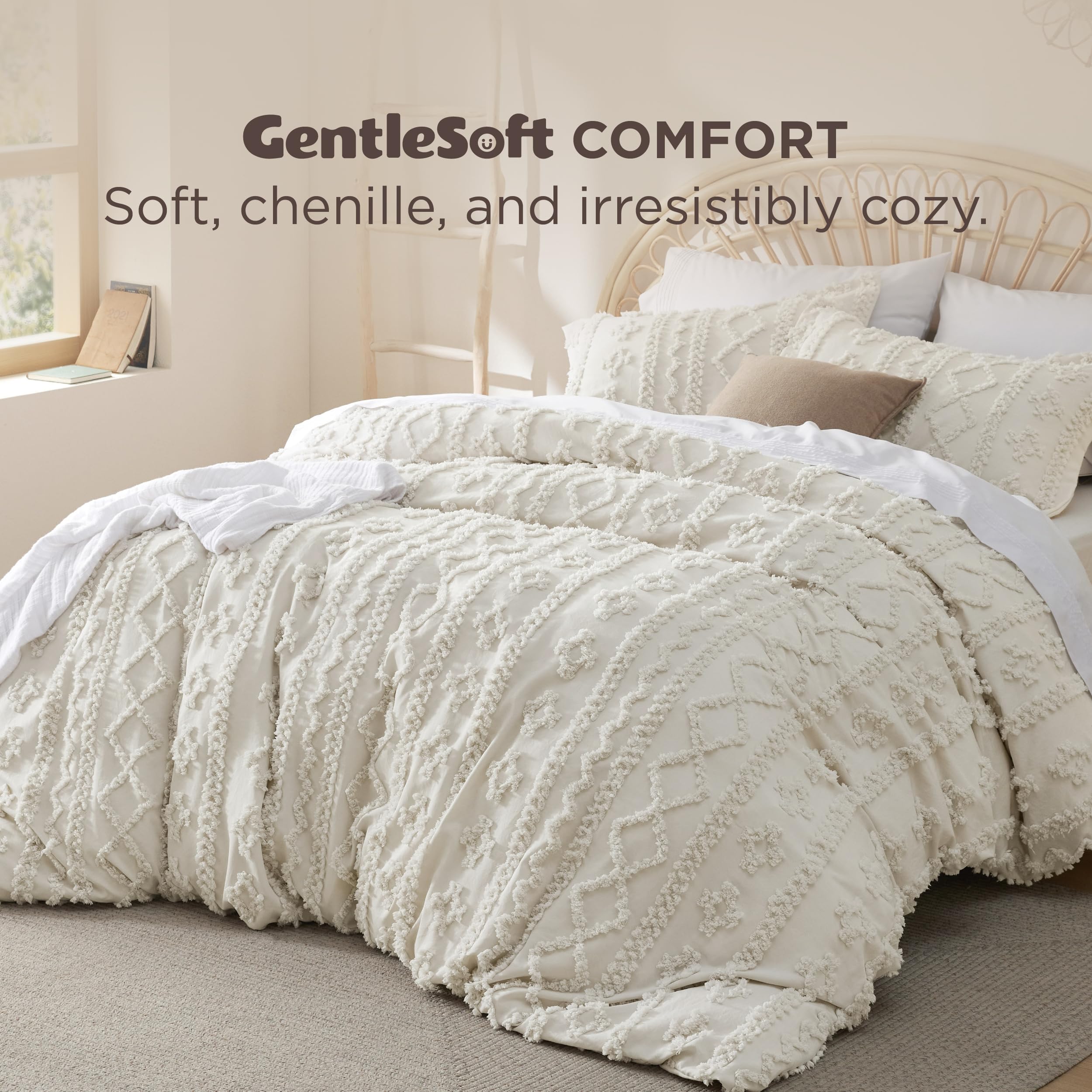 Bedsure duvet cover with geometric pattern enhances bedroom style and relaxation appeal