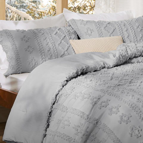 Bedsure boho vintage design brings nostalgic charm to modern bedrooms.