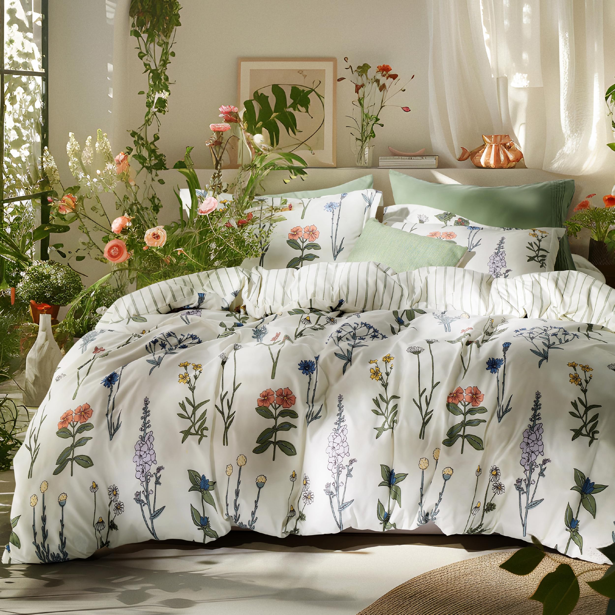 Bedsure botanical comforter close-up shows vibrant print and premium microfiber.