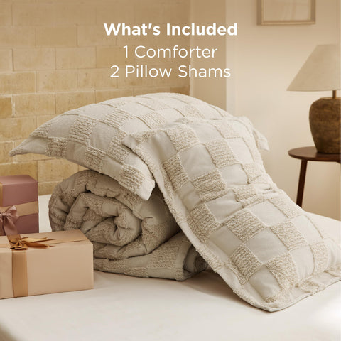 Bedsure breathable polyester filling delivers warm comfort without overheating.