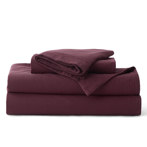 Bedsure burgundy bedding adds warmth and texture to a cozy room