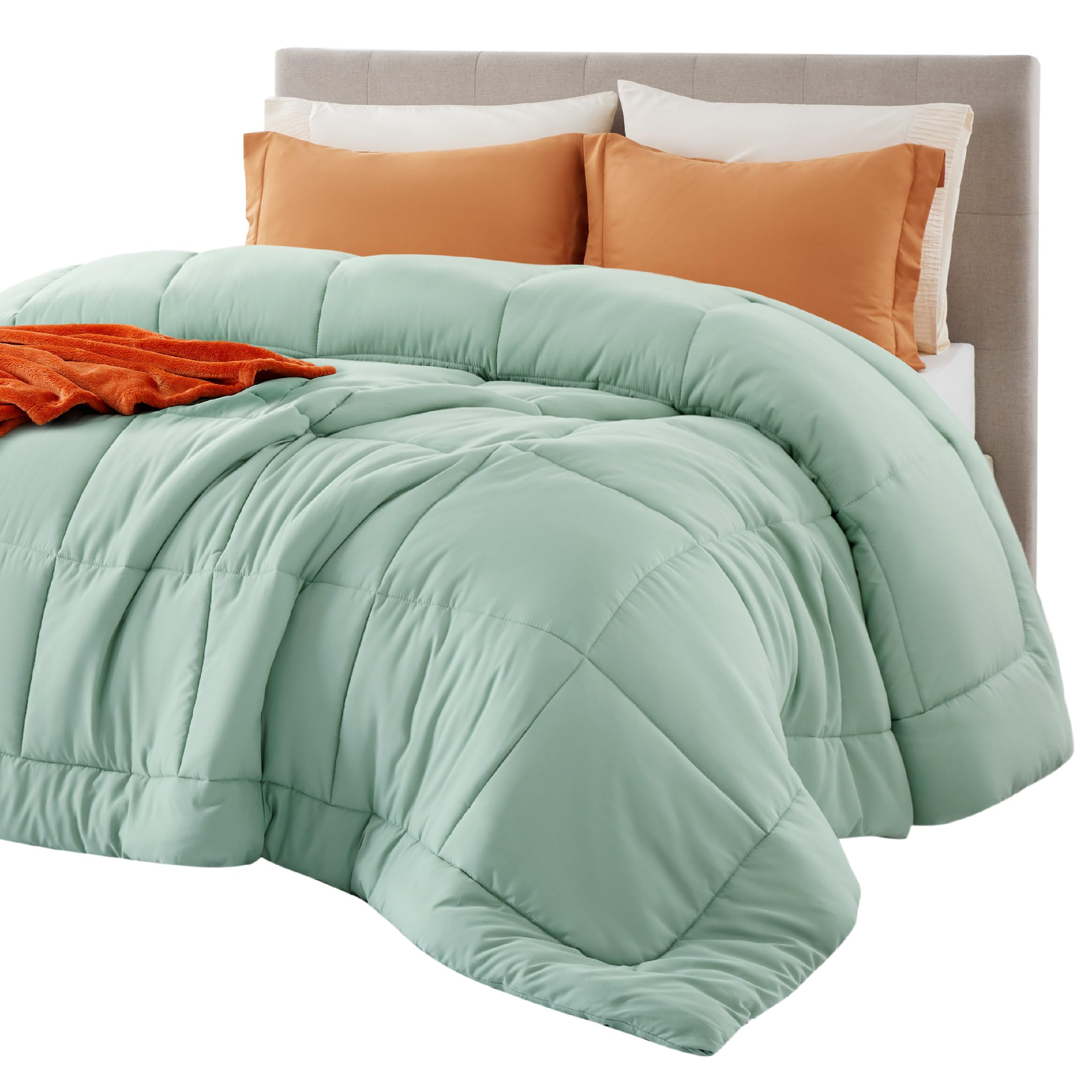 Bedsure comforter duvet insert with box-stitch detail for even warmth