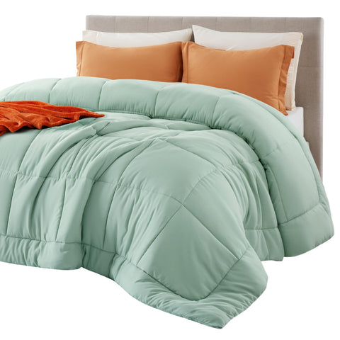 Bedsure comforter duvet insert with box-stitch detail for even warmth