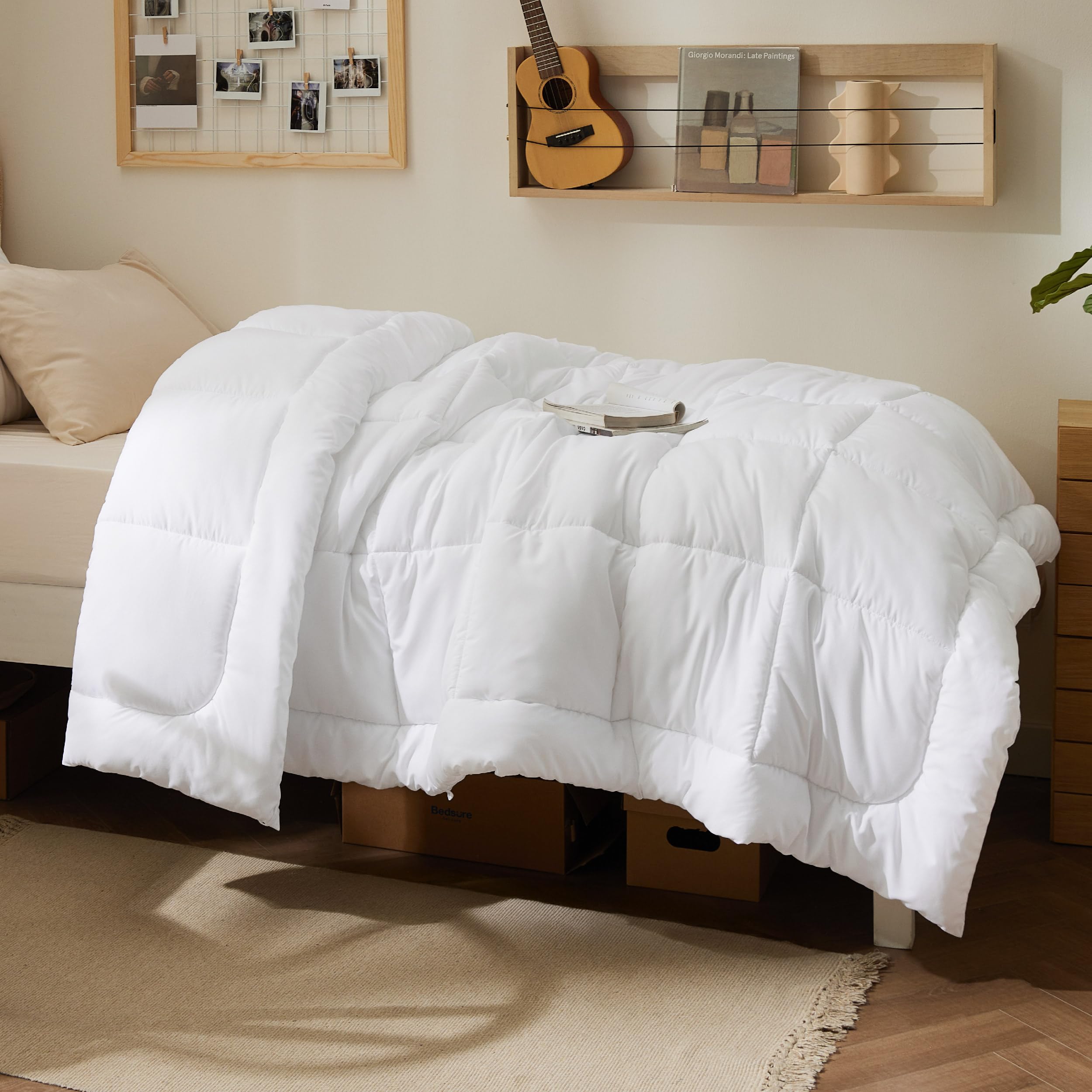 Bedsure cal king duvet insert with tailored fit and even loft