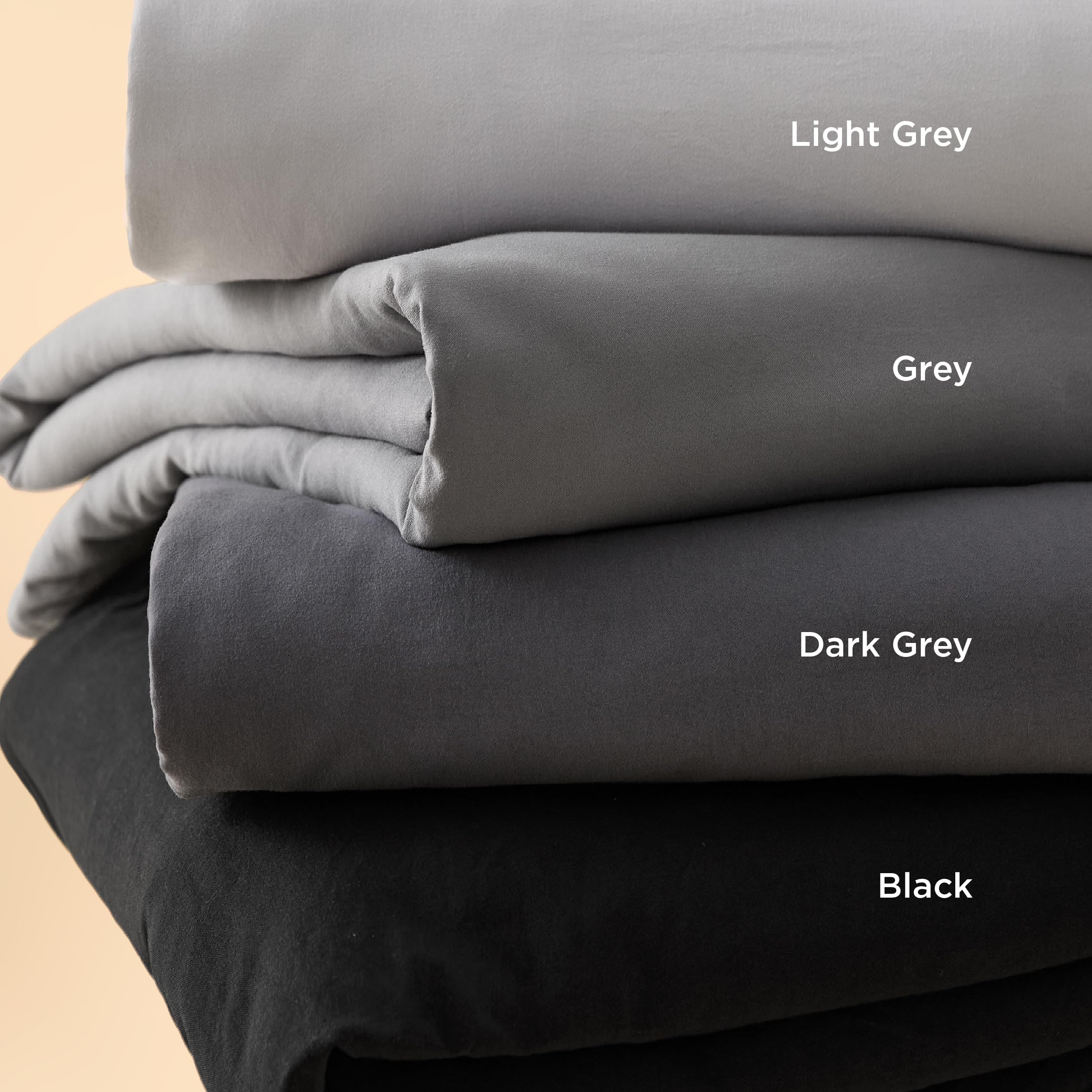 Bedsure bedding set packaging highlights the three-piece full duvet set.