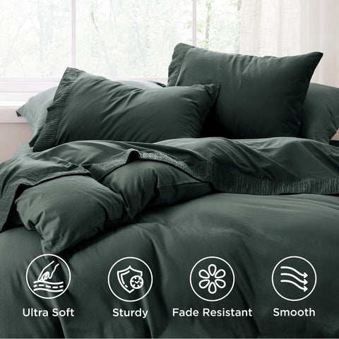 Bedsure deep-pocket fitted sheet securely fits tall mattresses.