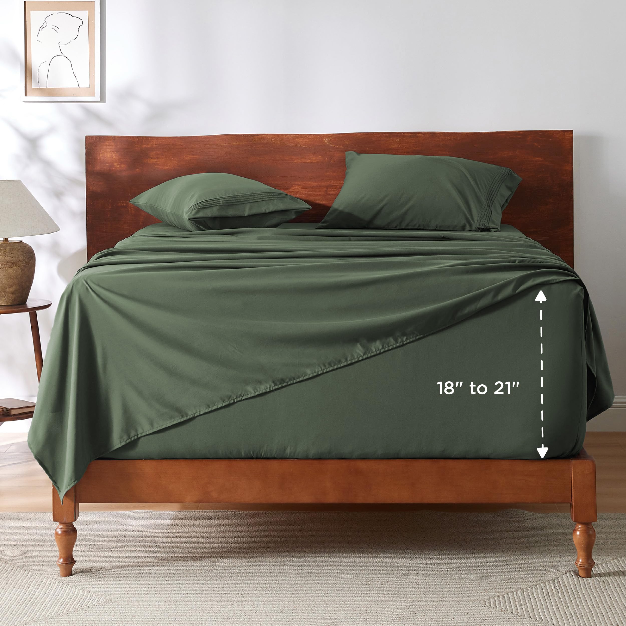 Bedsure packaging shows a complete 4-piece queen sheet set.
