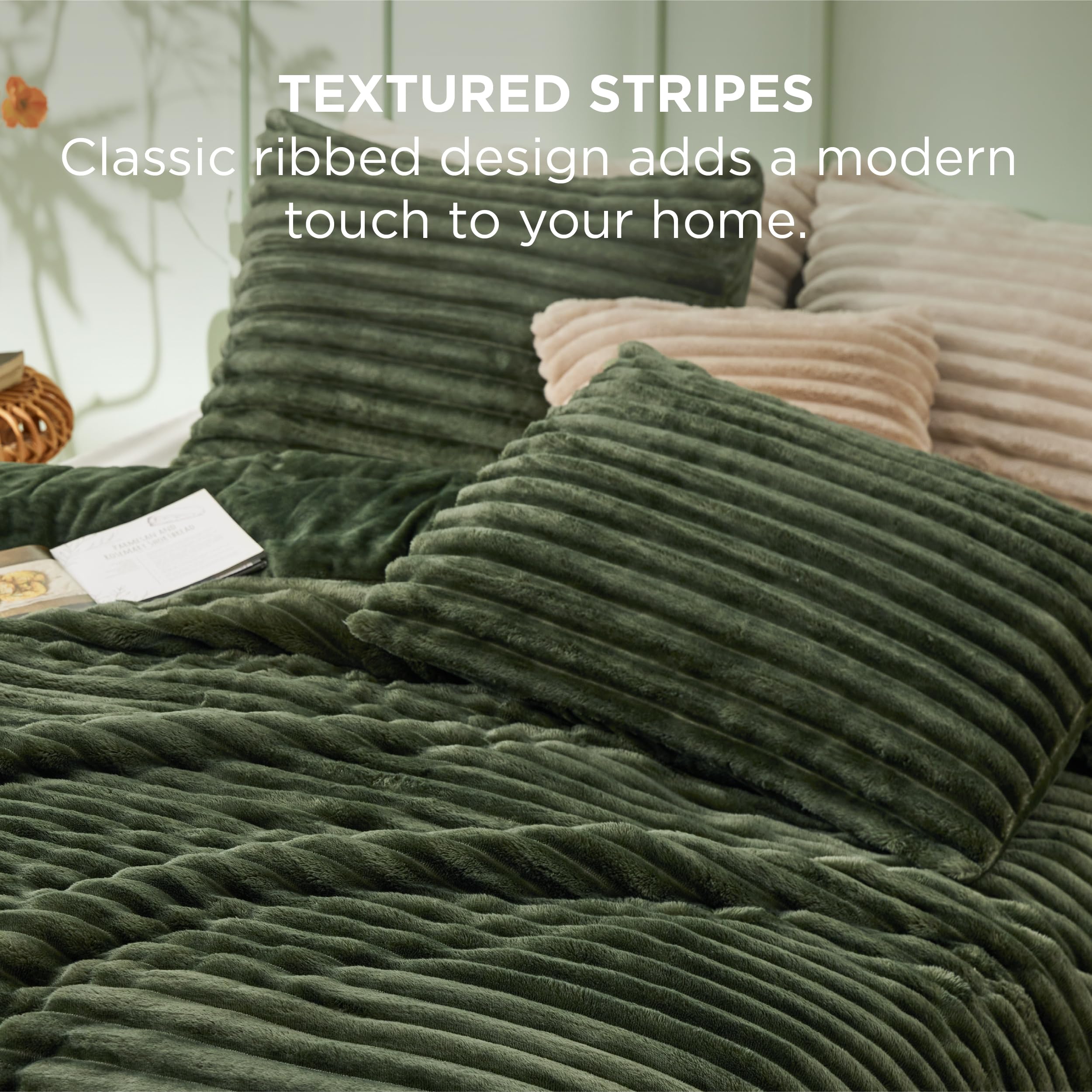Bedsure double-side fluffy texture provides softness from both sides.