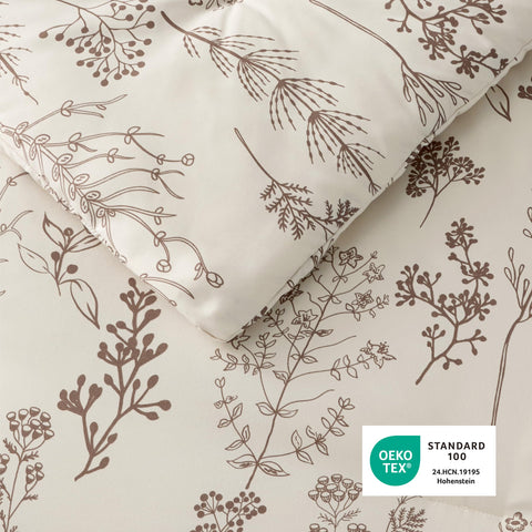 Bedsure down-alternative fill delivers warmth without heaviness