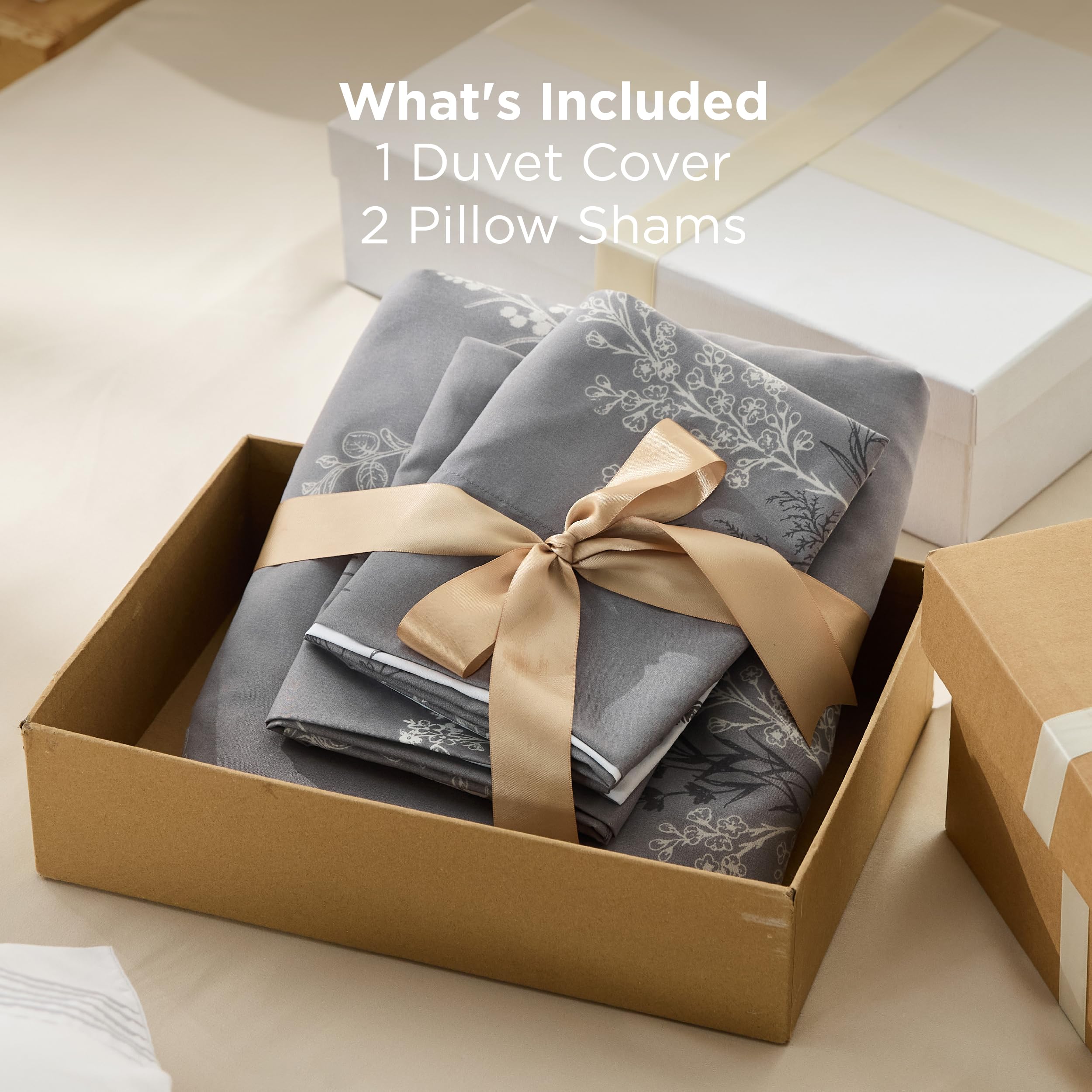 Bedsure durable polyester microfiber duvet cover resists fading and wear