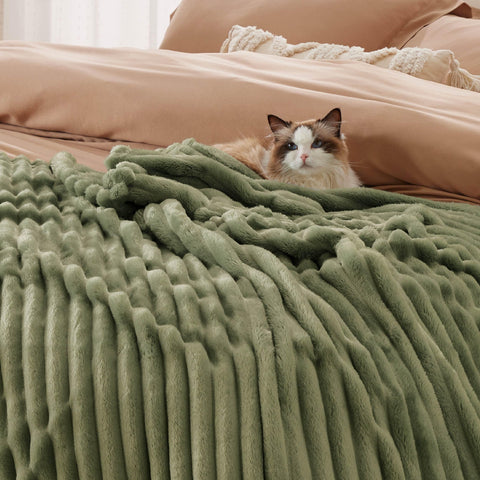Bedsure durable stitching keeps edges neat for lasting use.