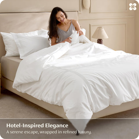 Bedsure duvet cover close up fabric texture shows soft cool-to-the-touch comfort.