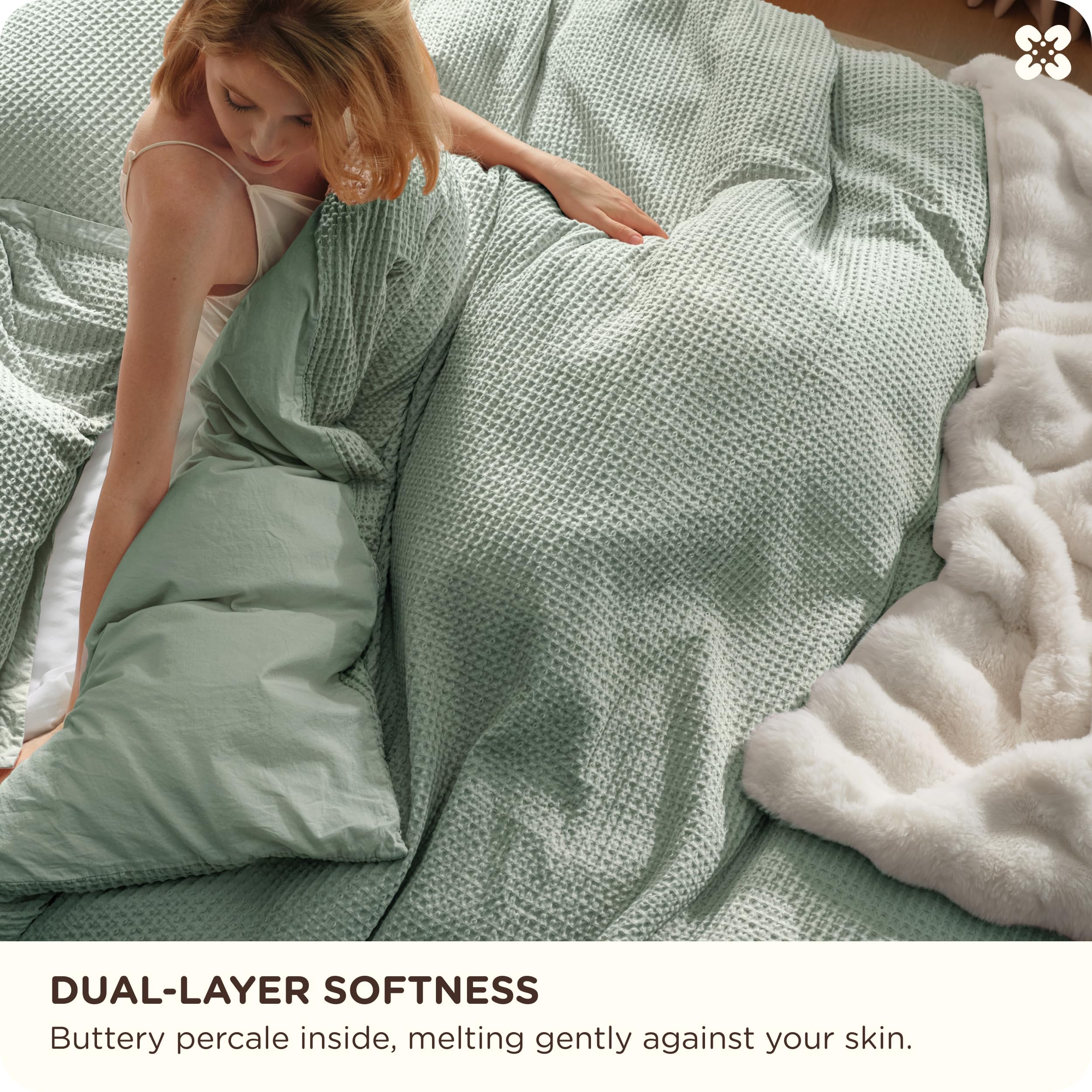 Bedsure duvet cover closure with eight corner ties and hidden buttons for secure fit.