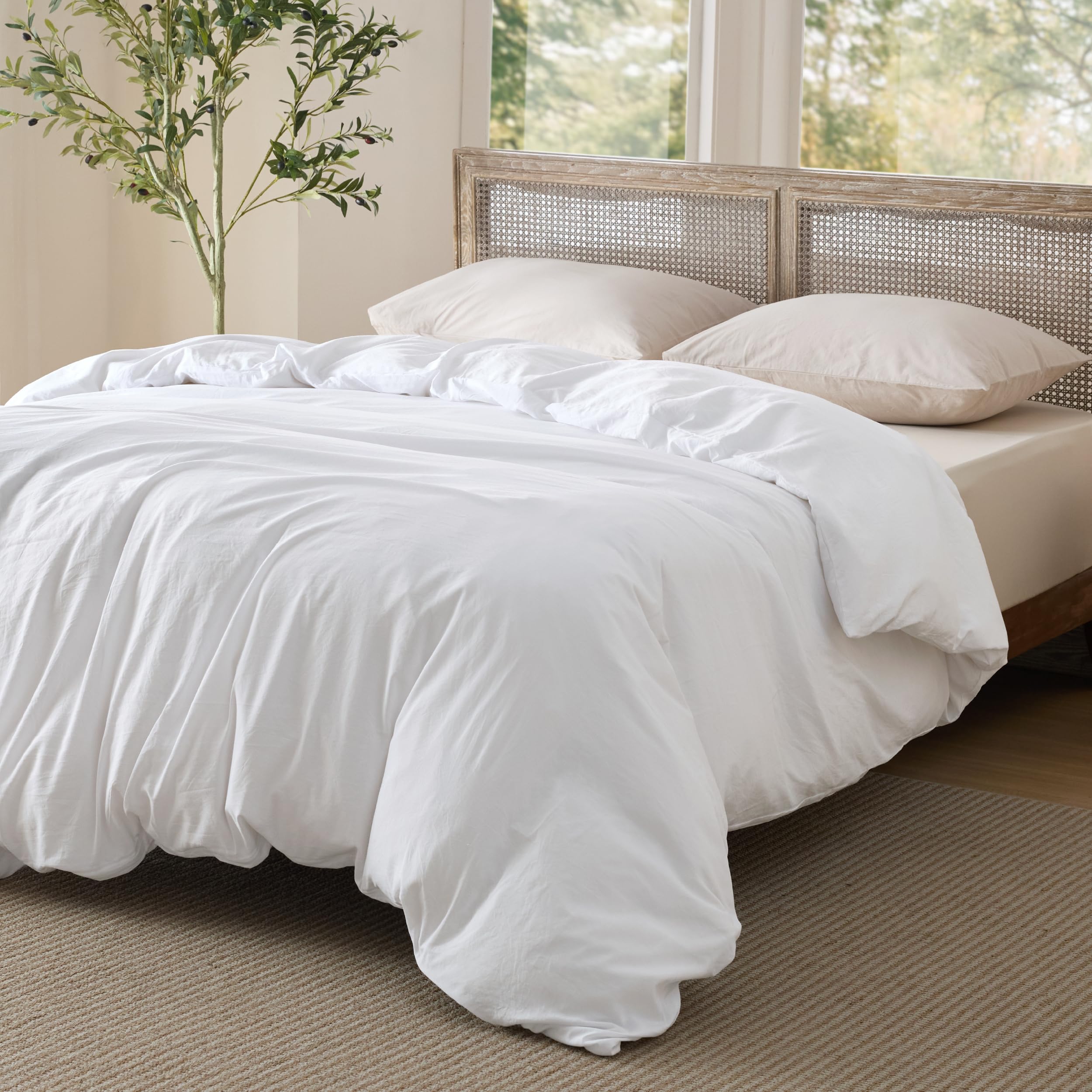 Bedsure duvet cover king size zipper closure close-up for quick bed making