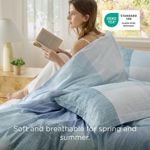 Bedsure duvet cover with zipper closure provides easy on and off.