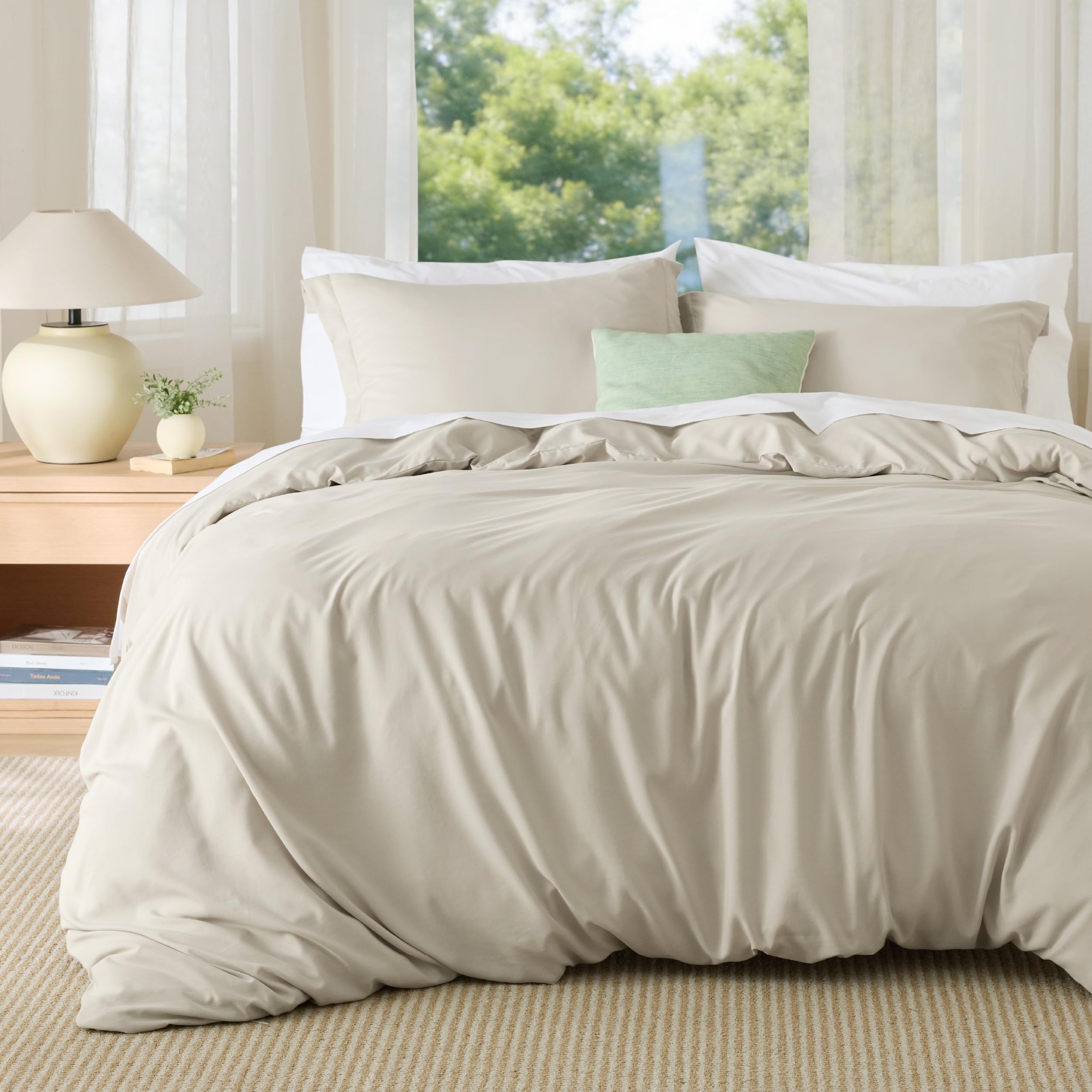 Bedsure duvet cover queen front view highlights soft double-brushed fabric for cozy sleep