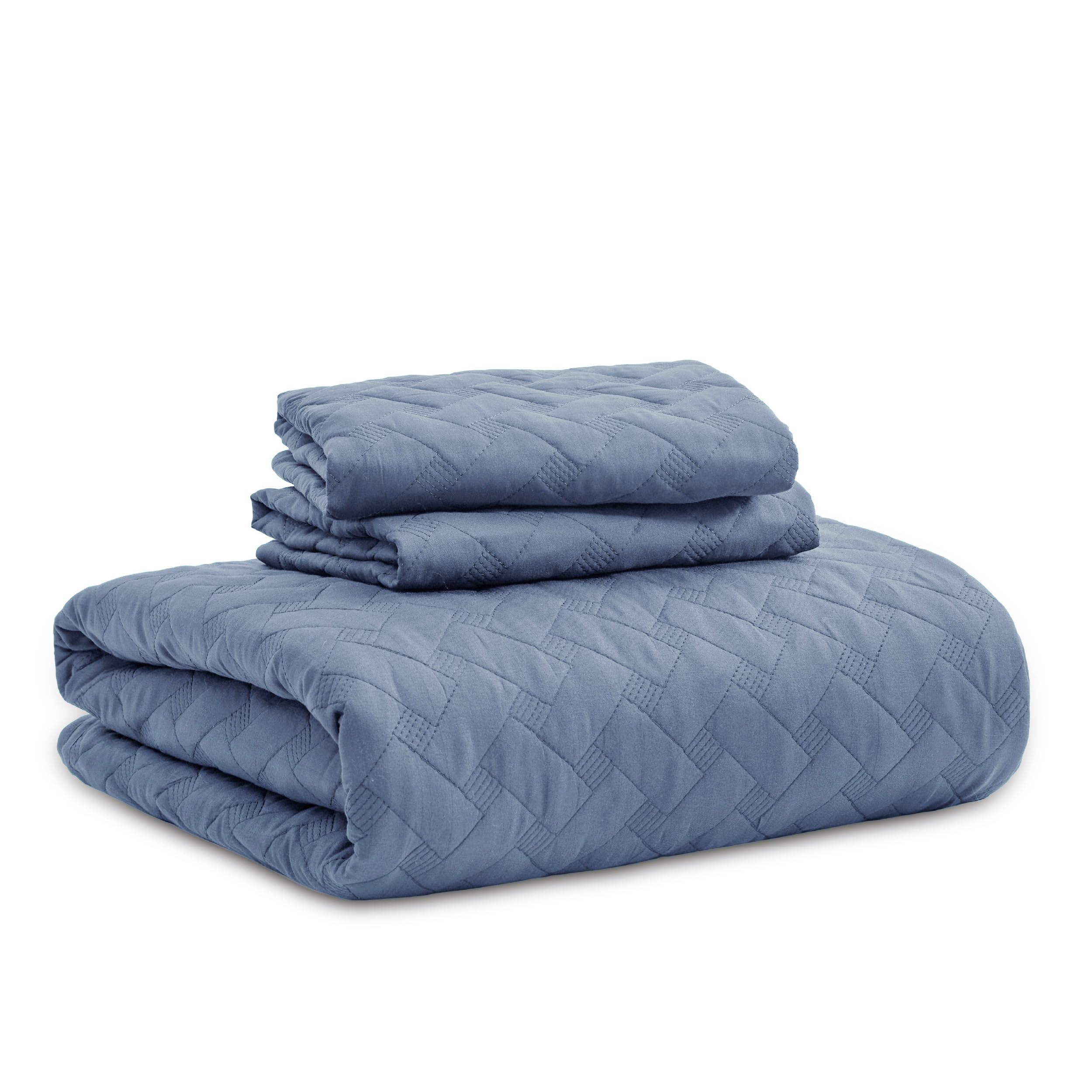 Bedsure bedspread ready for easy styling and daily use