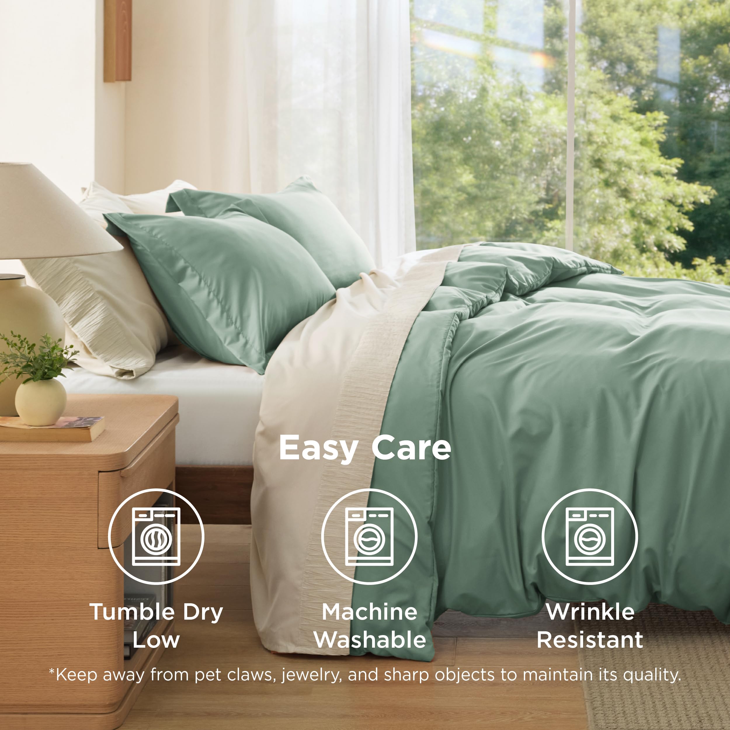 Bedsure easy-care fabric machine washes and dries quickly.