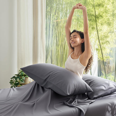 Bedsure easy-care pillowcase is machine washable for simple cleaning.