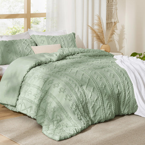 Bedsure embroidery tuft detail highlights 3D texture